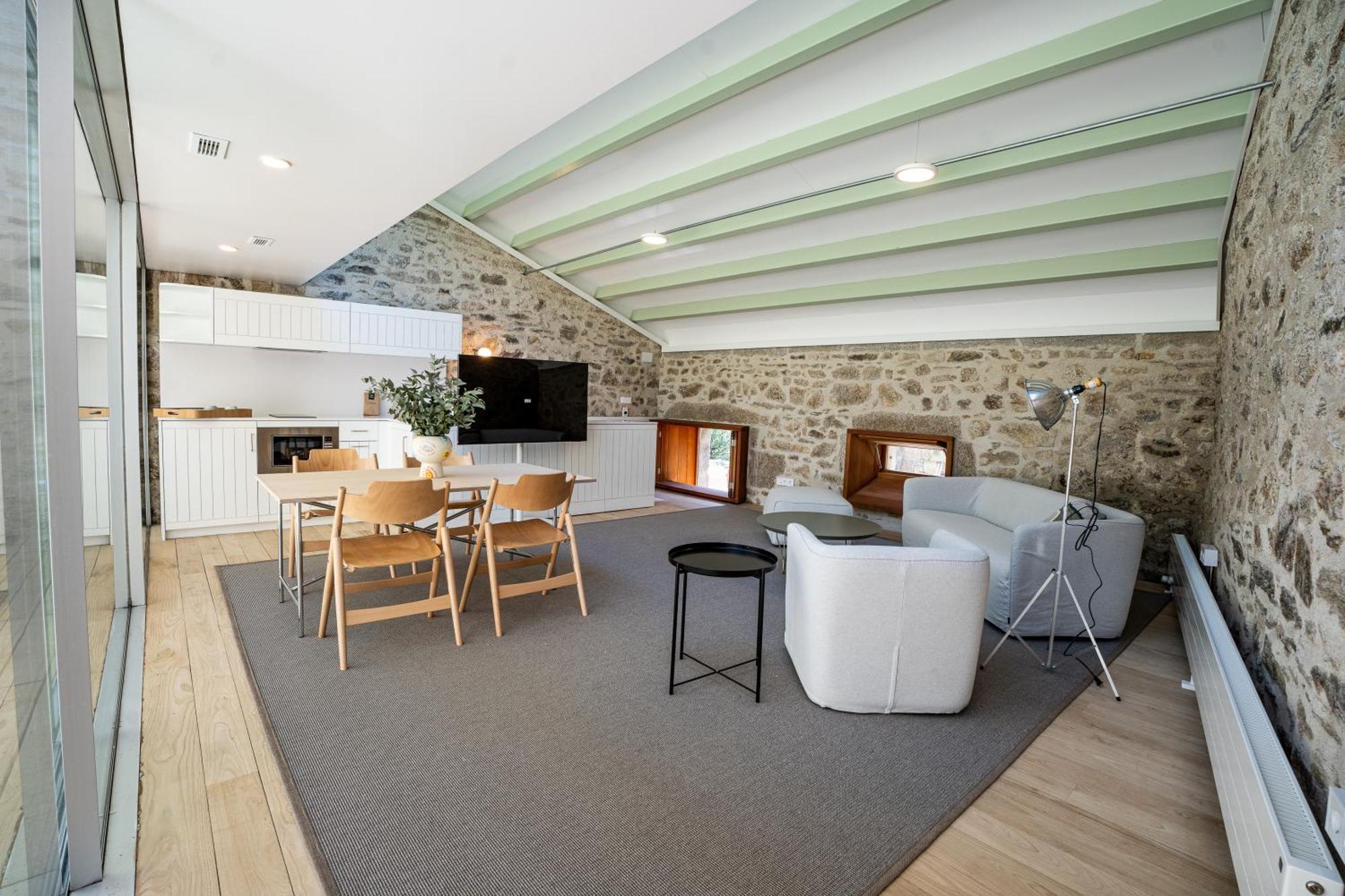 شقة Casas Do Sarela By Upper Luxury Housing سانتياغو دي كومبوستيلا المظهر الخارجي الصورة