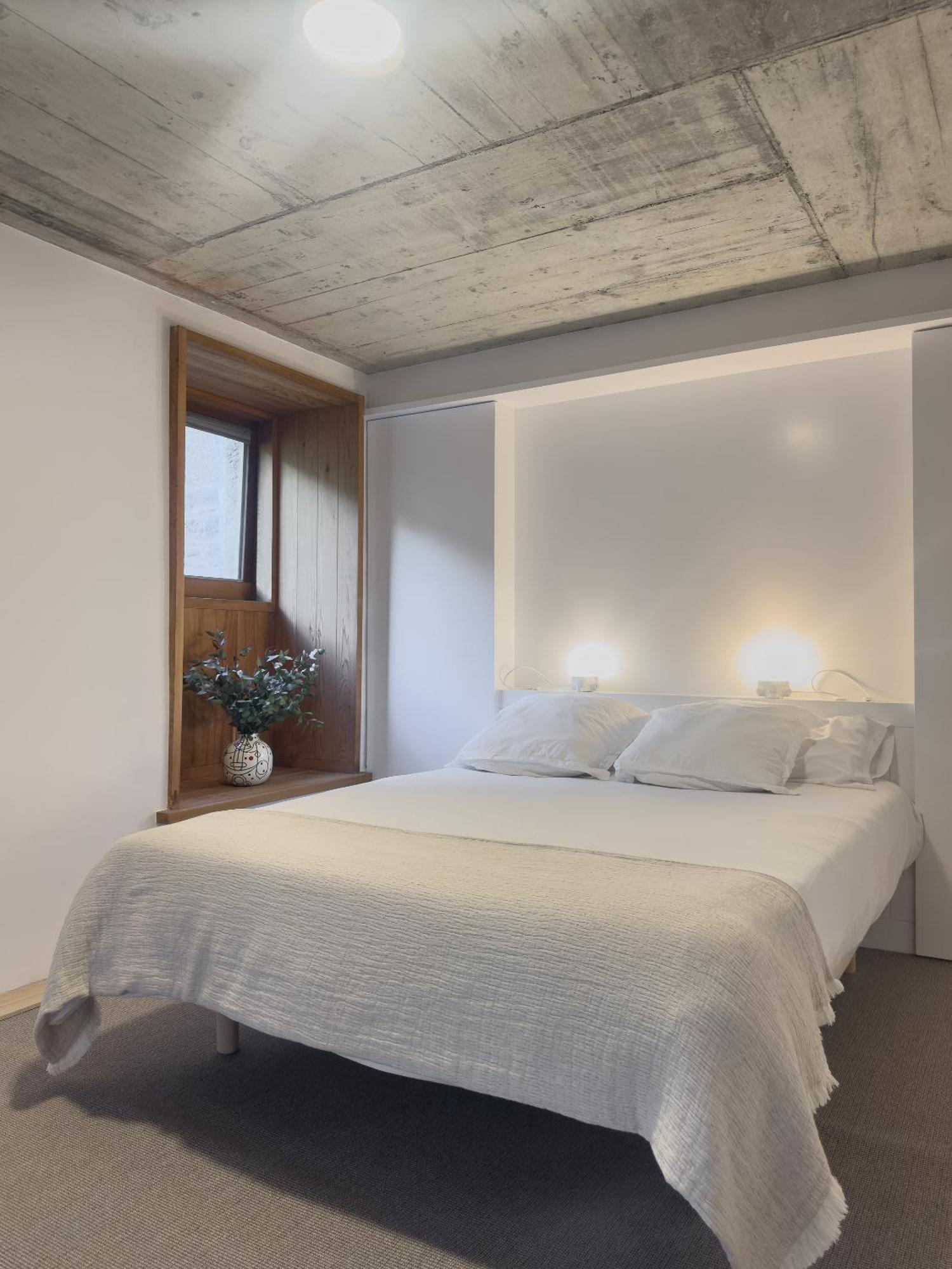 شقة Casas Do Sarela By Upper Luxury Housing سانتياغو دي كومبوستيلا المظهر الخارجي الصورة
